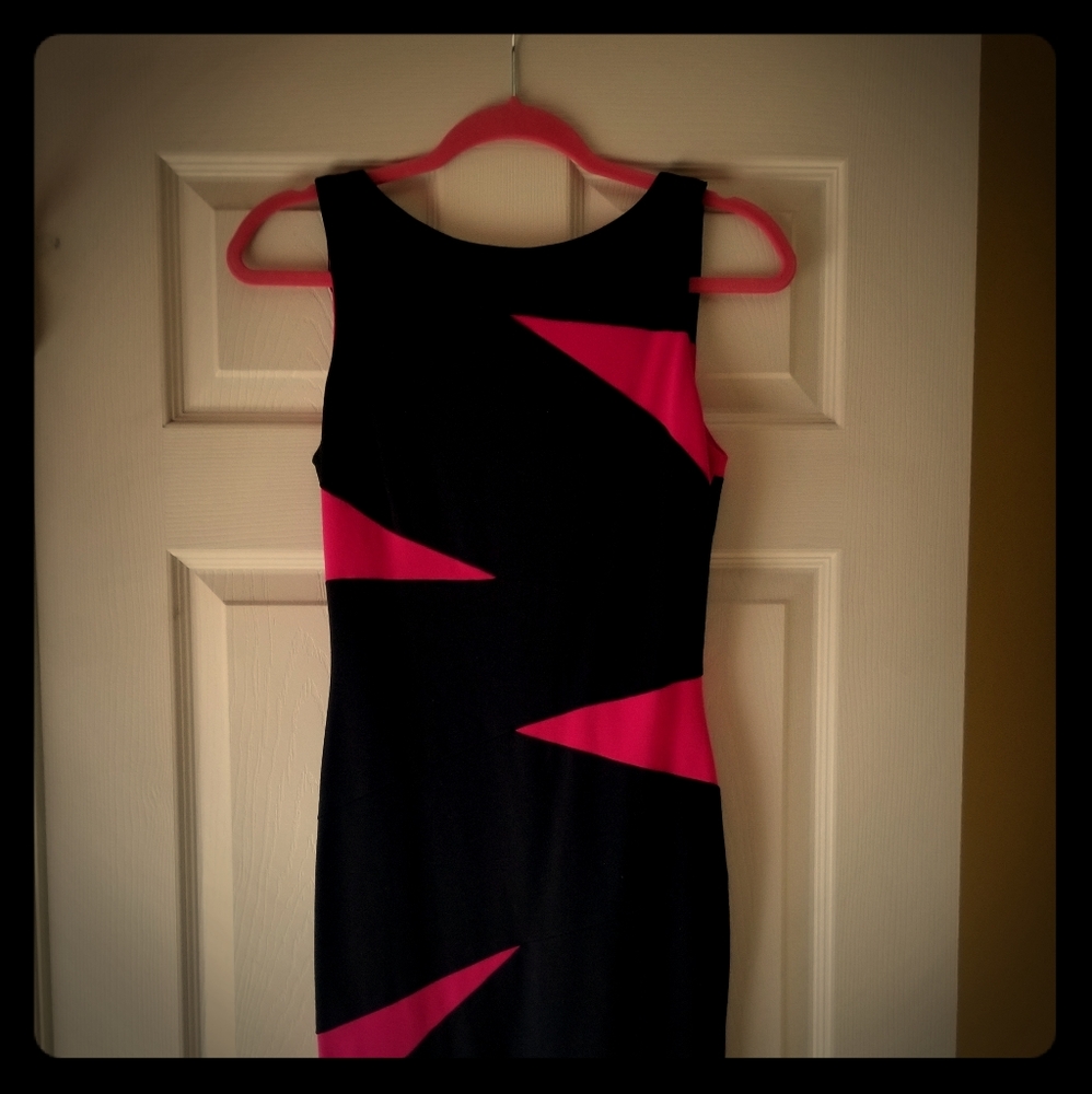 Cache Dress. Contour Collection. Size 4.